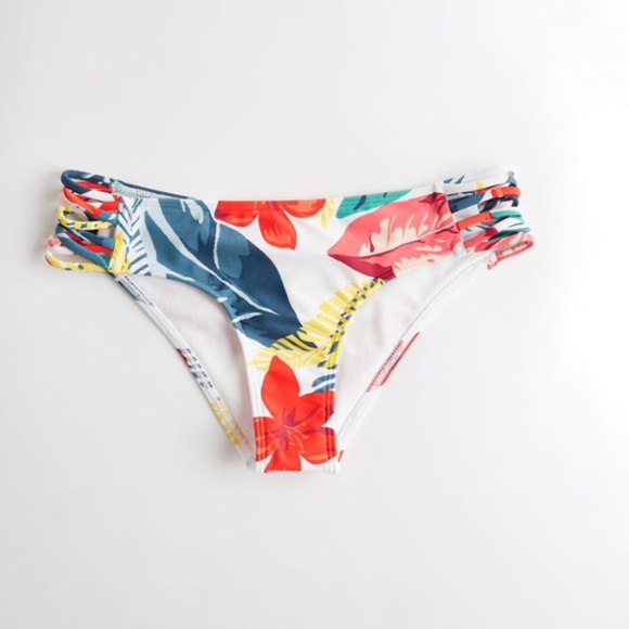 Hollister Wrap Triangle bikini top with bottoms - Picture 2 of 6